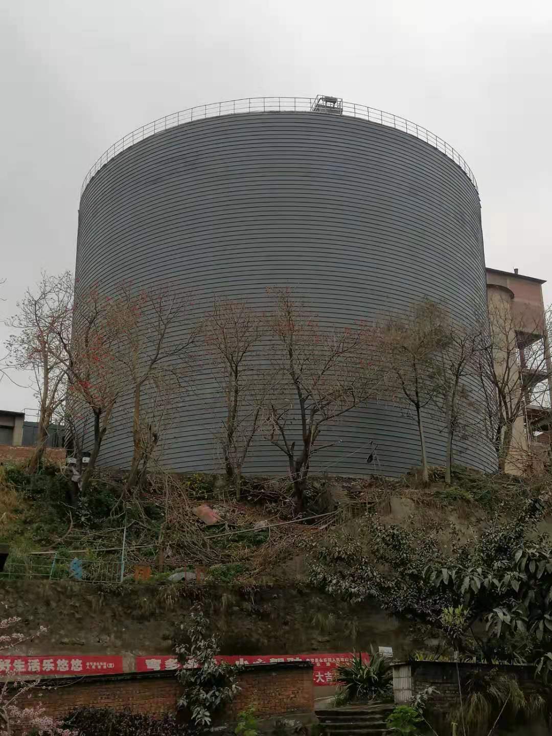龍巖水泥庫(kù)